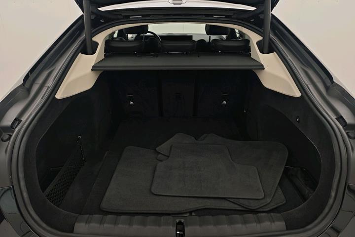 Sort BMW i4 fra 2023