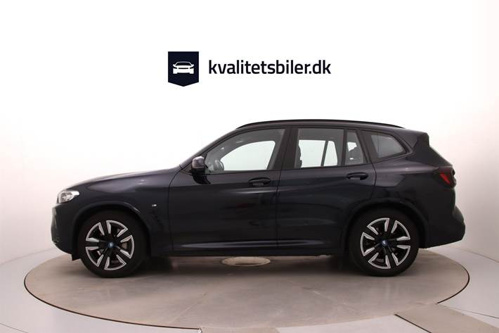 Sort BMW iX3 fra 2022