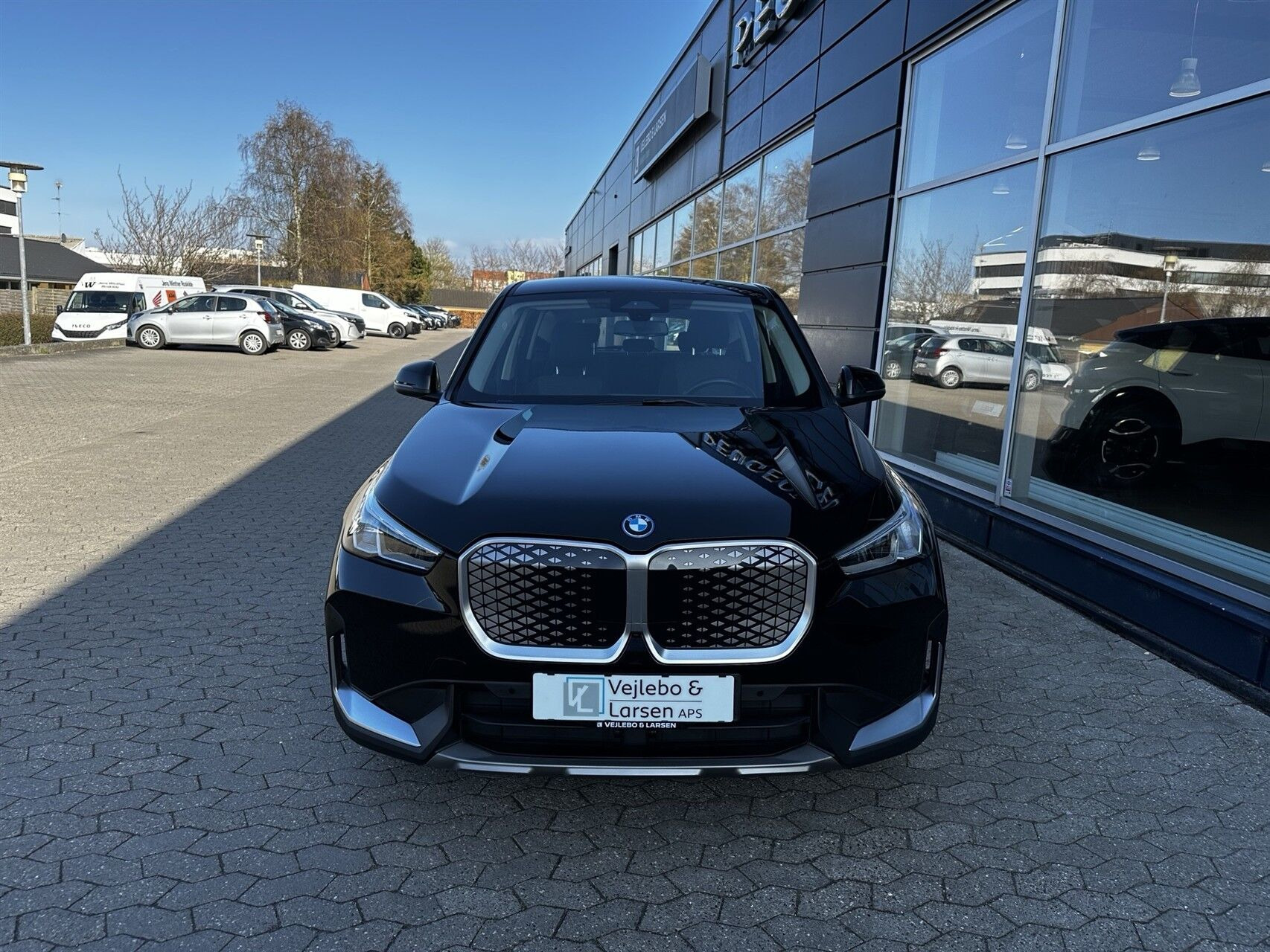 Sort BMW iX1 fra 2023
