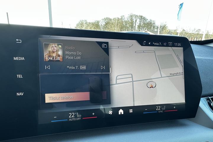 Sort BMW iX1 fra 2023