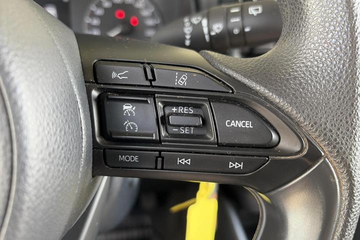 Hvid Toyota Yaris fra 2023