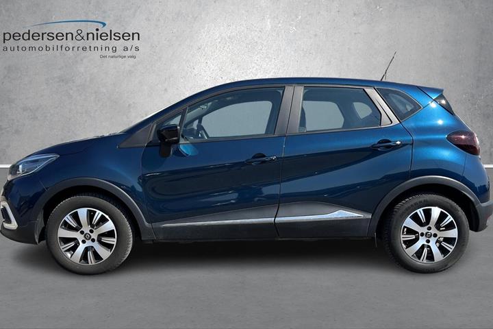 Blå Renault Captur fra 2019
