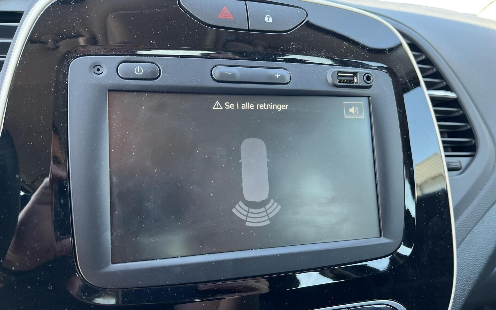 Blå Renault Captur fra 2019