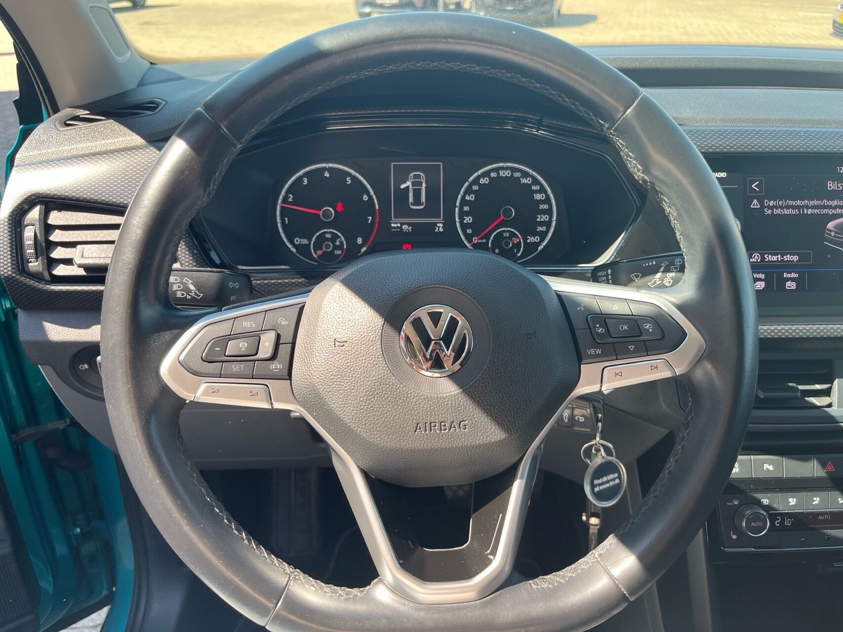 Blå VW T-Cross fra 2019