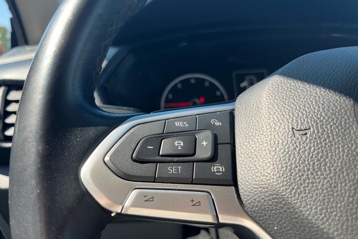 Blå VW T-Cross fra 2019