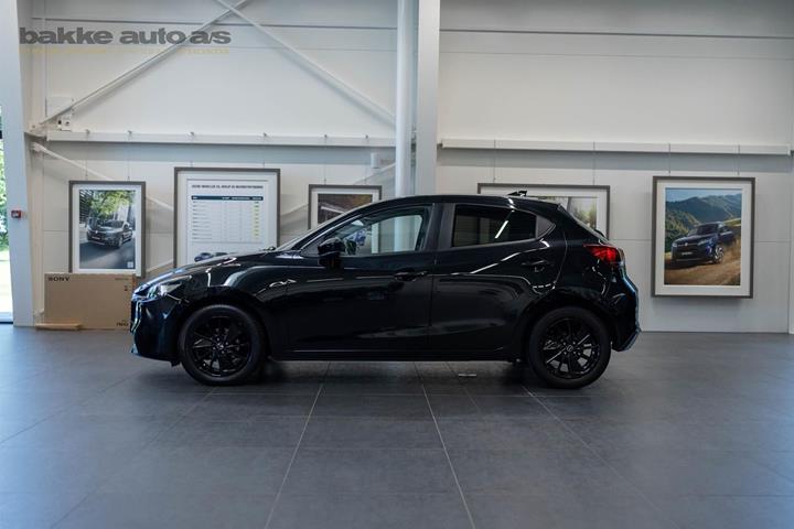 Sort Mazda 2 fra 2023