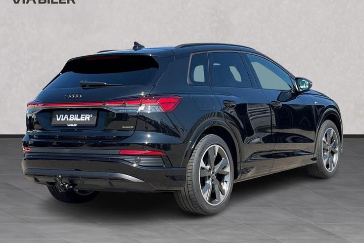 Sort Audi Q4 fra 2026
