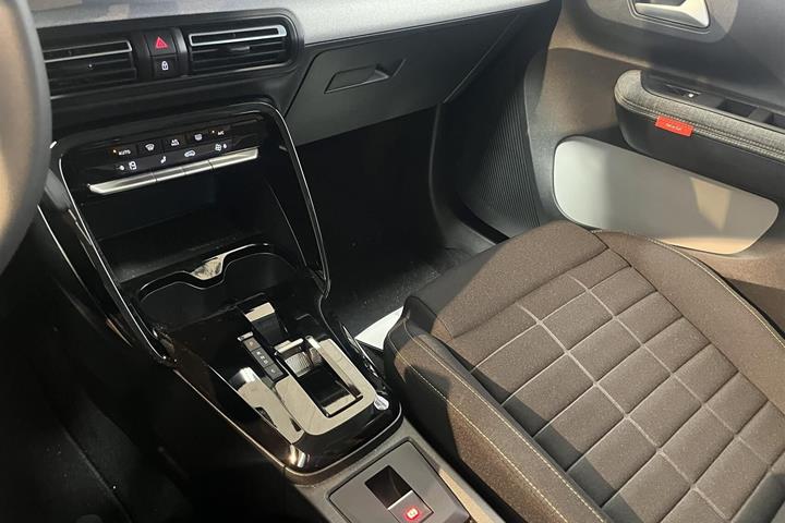 Grå Citroën e-C3 Aircross fra 2025
