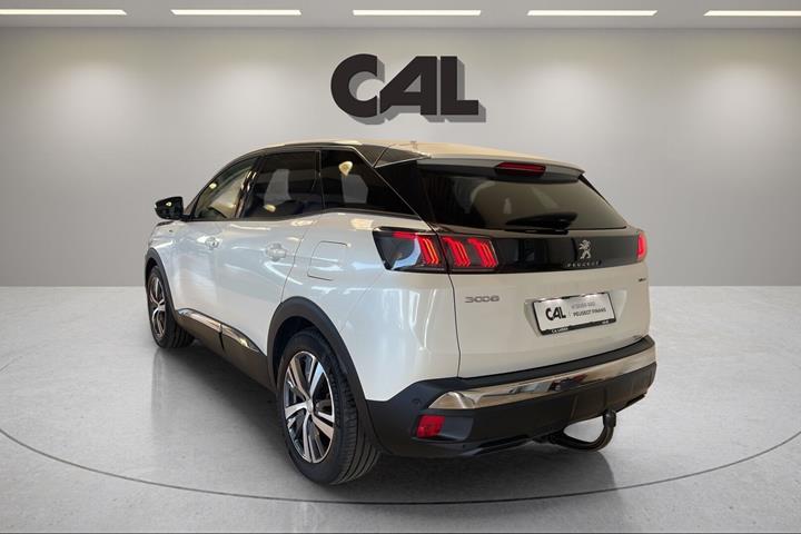 Hvid Peugeot 3008 fra 2021
