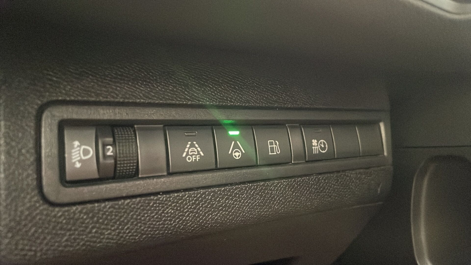 Hvid Peugeot 3008 fra 2021