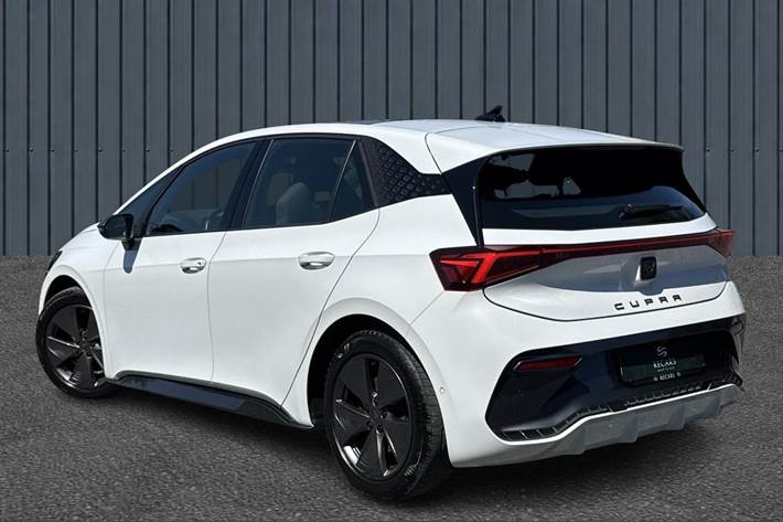 Hvid Cupra Born fra 2022