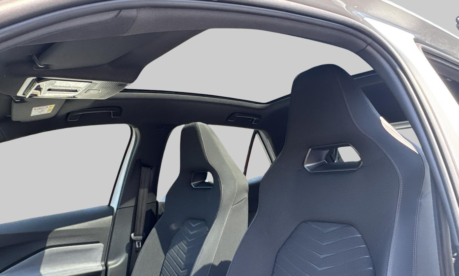 Hvid Cupra Born fra 2022