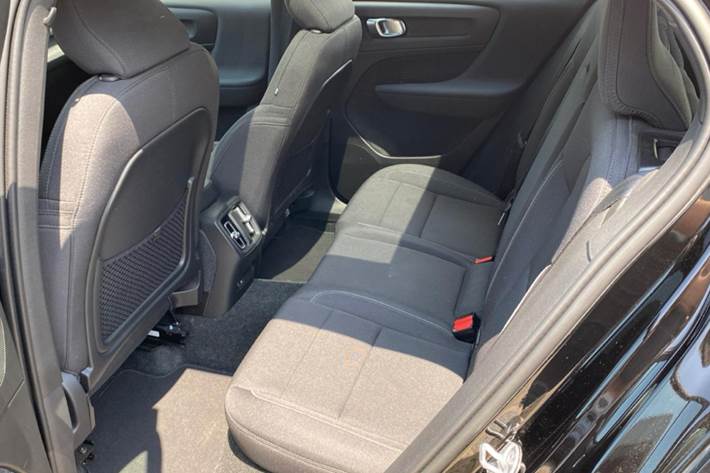 Sort Volvo XC40 fra 2023
