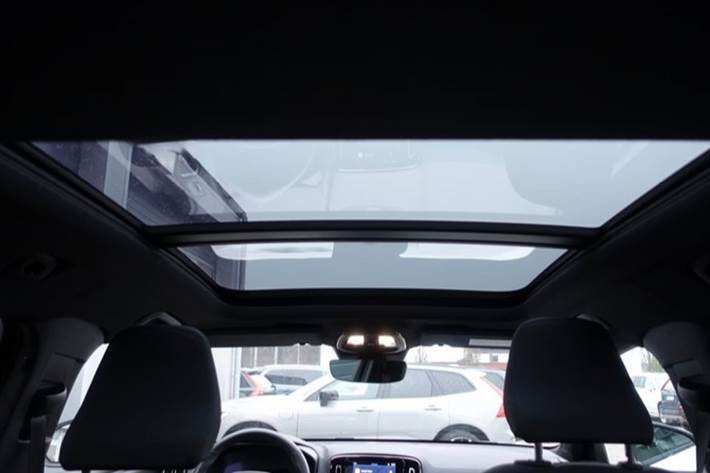 Sort Volvo XC40 fra 2023