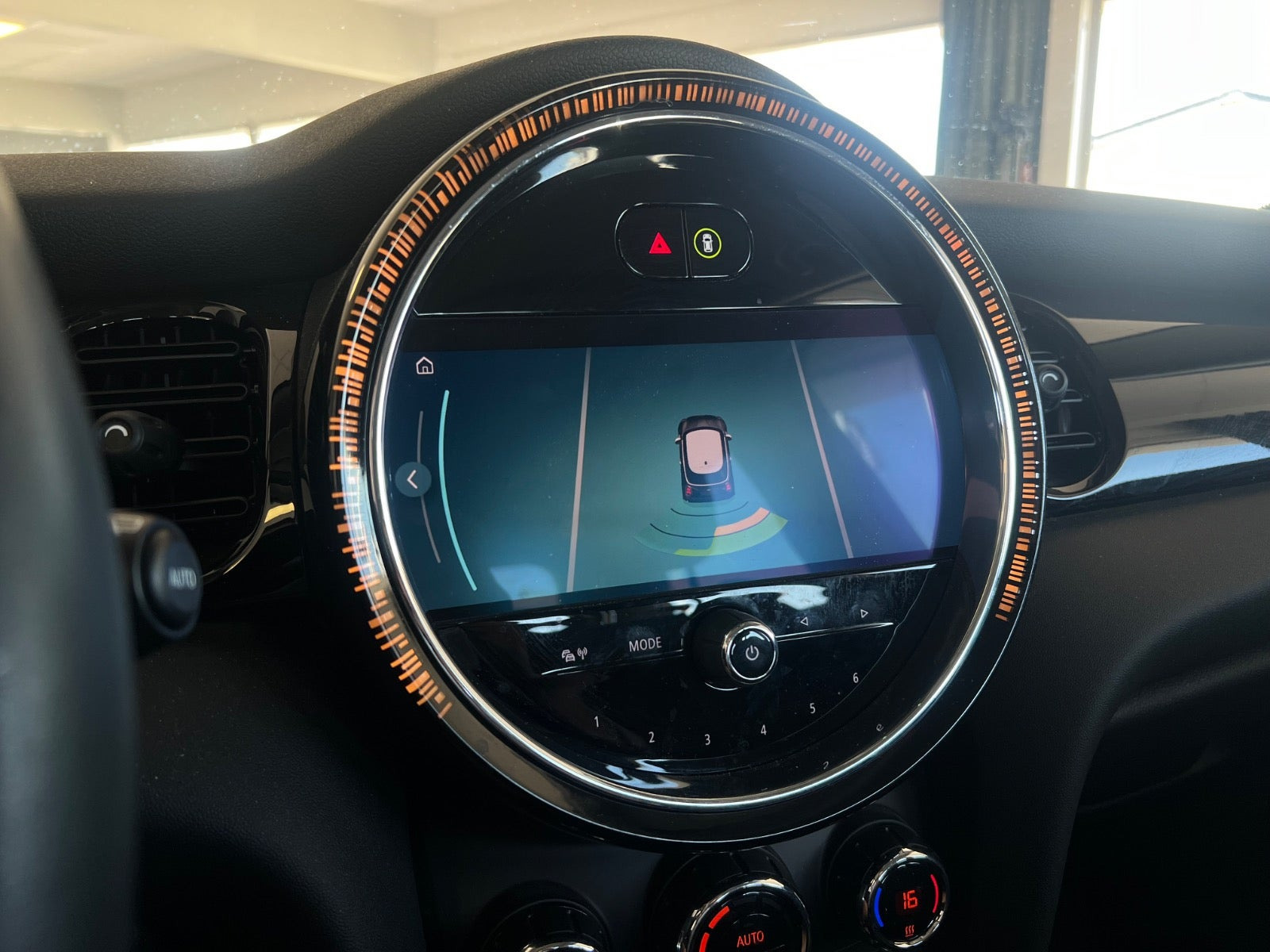 Grøn Mini Cooper SE fra 2023