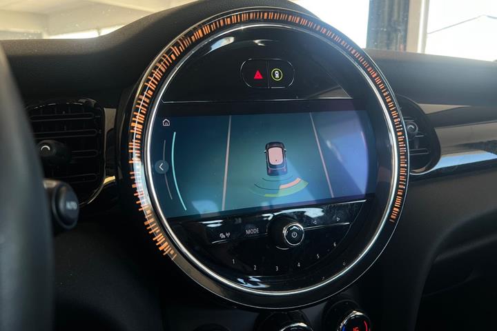Grøn Mini Cooper SE fra 2023
