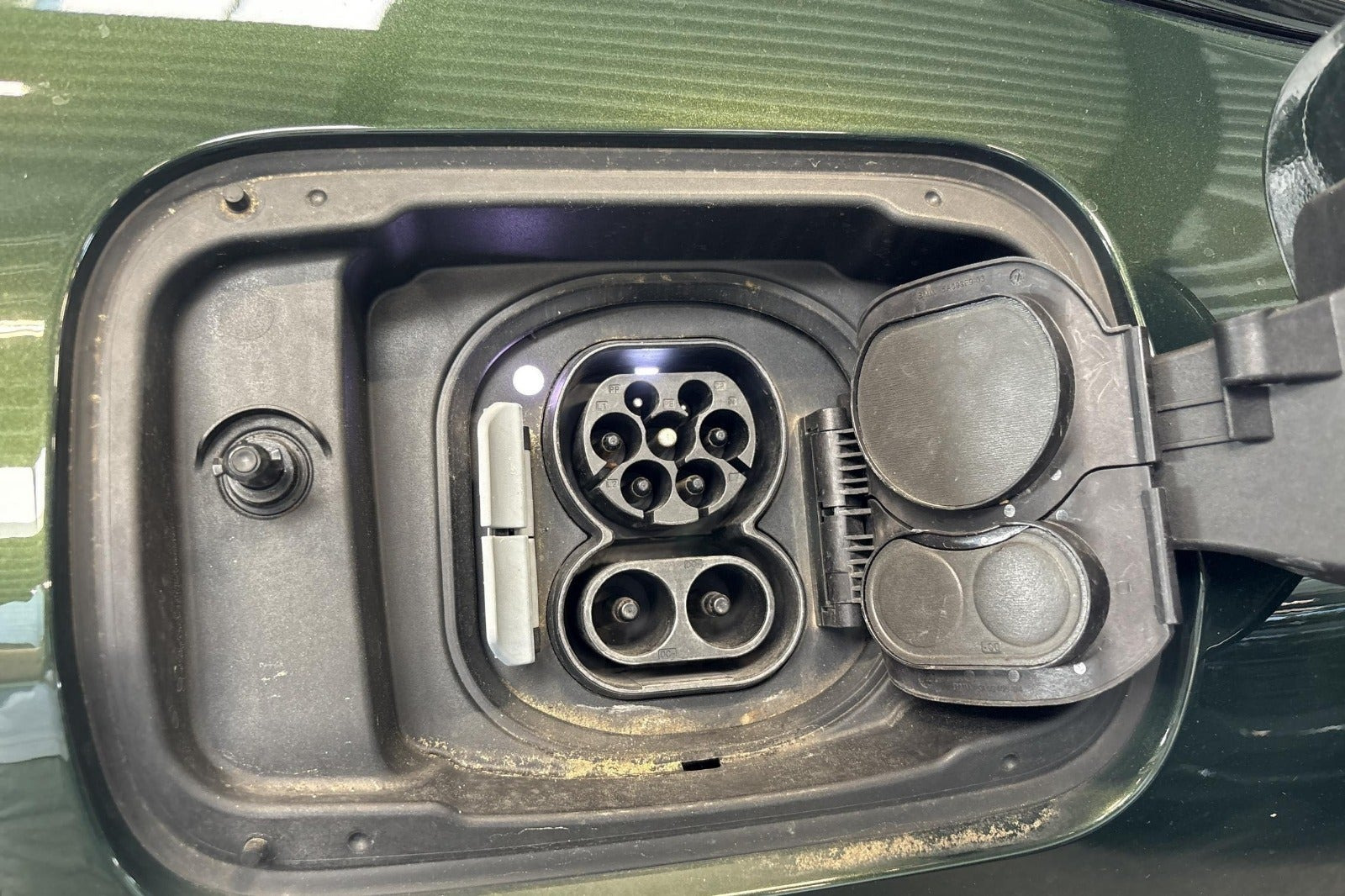 Grøn BMW i4 fra 2023