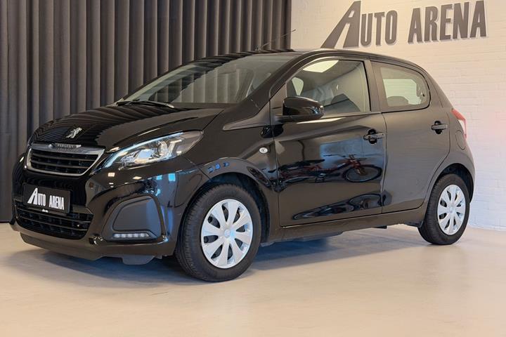 Sort Peugeot 108 fra 2021 set udefra