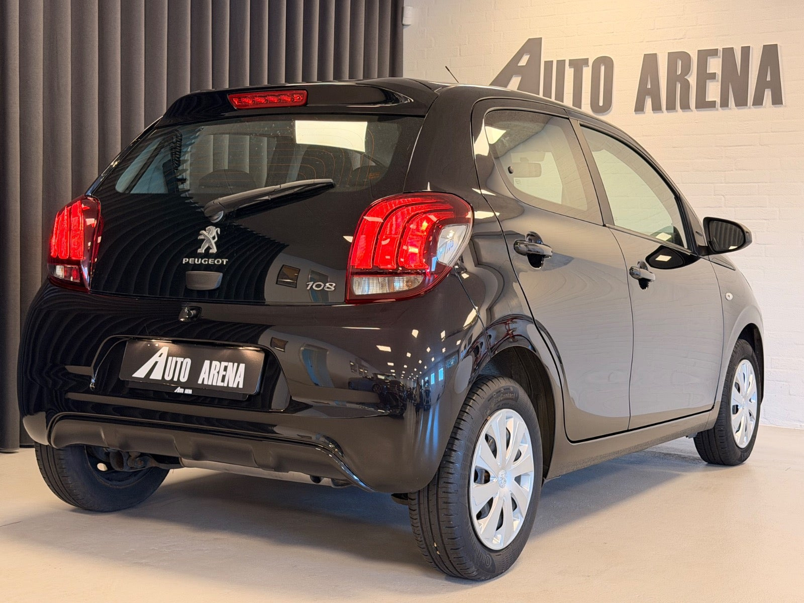 Sort Peugeot 108 fra 2021