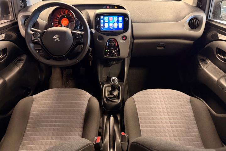 Sort Peugeot 108 fra 2021