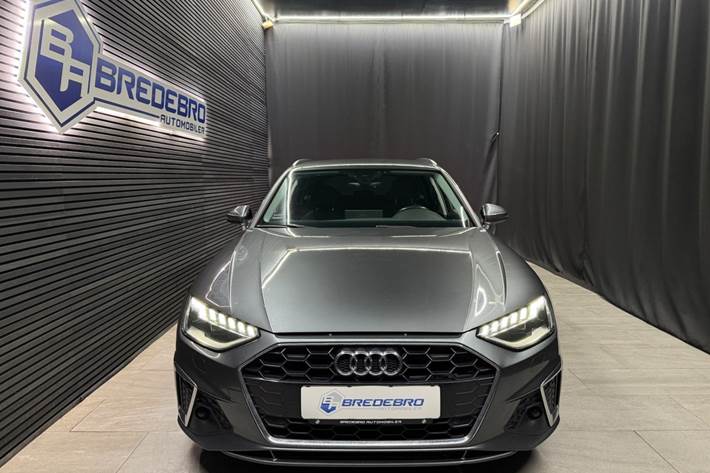 Grå Audi A4 fra 2020