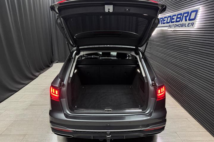 Grå Audi A4 fra 2020