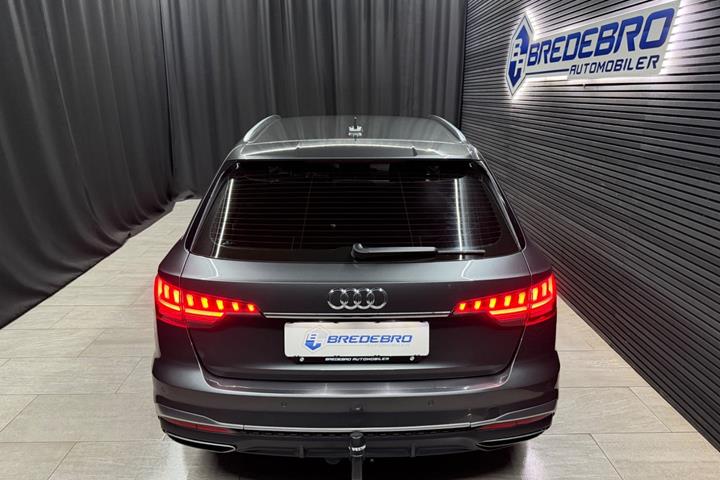 Grå Audi A4 fra 2020