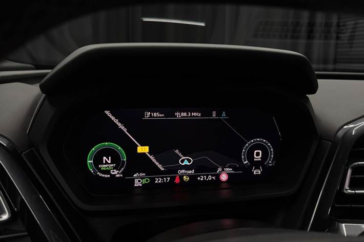 Grå Audi Q4 e-tron fra 2024