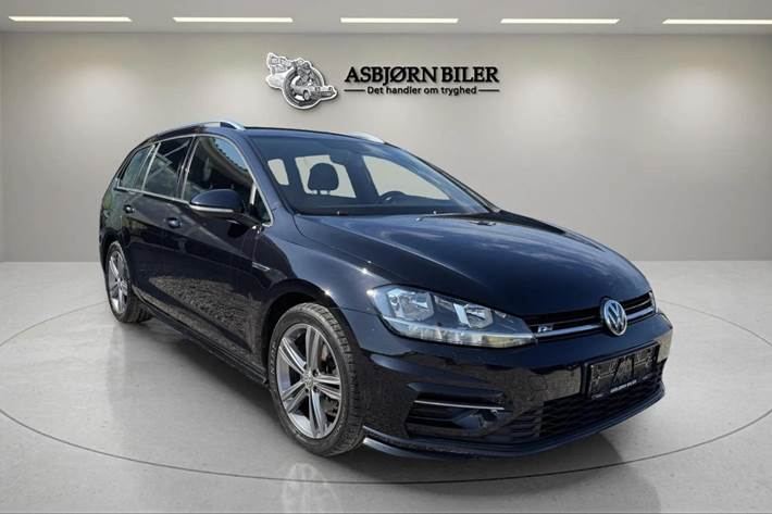 Sort VW Golf VII fra 2020