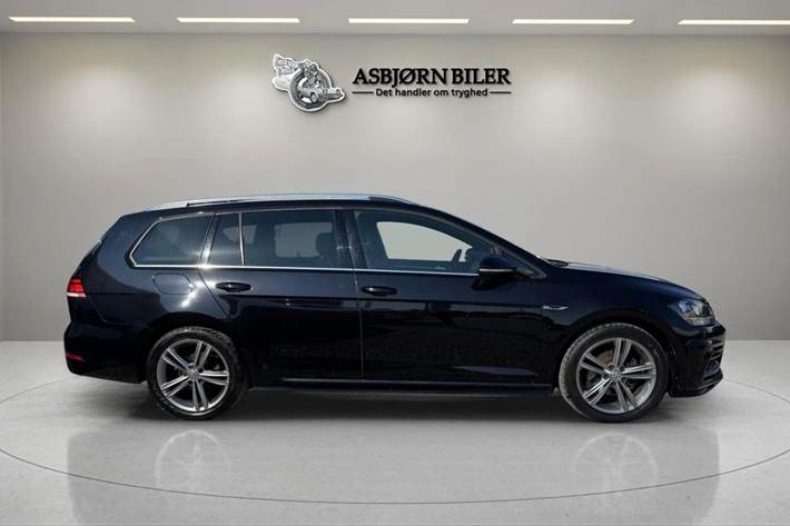 Sort VW Golf VII fra 2020