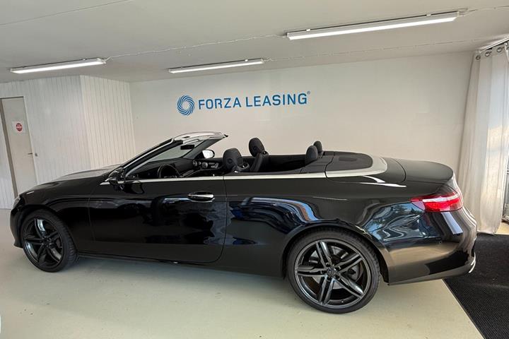 Sort Mercedes E450 fra 2019