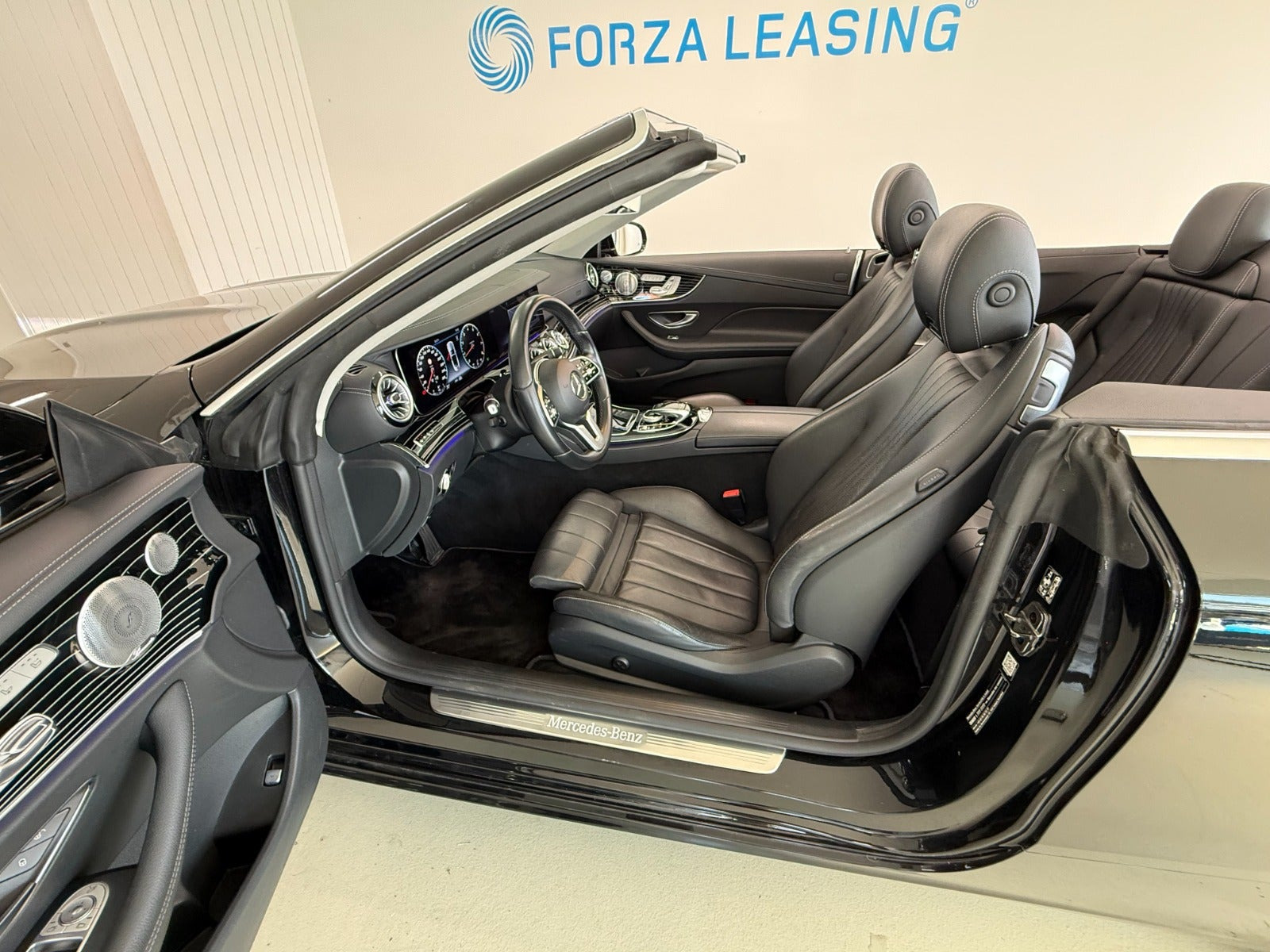 Sort Mercedes E450 fra 2019