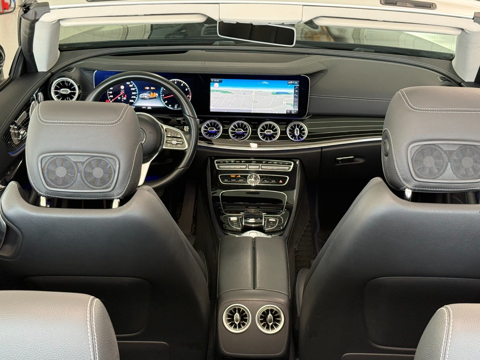 Sort Mercedes E450 fra 2019