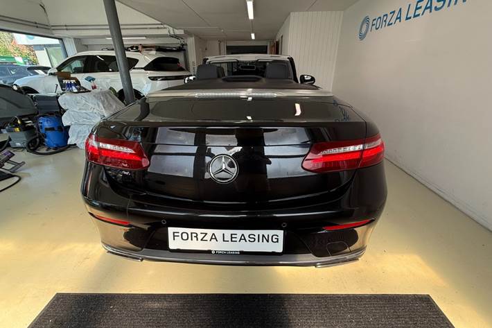 Sort Mercedes E450 fra 2019