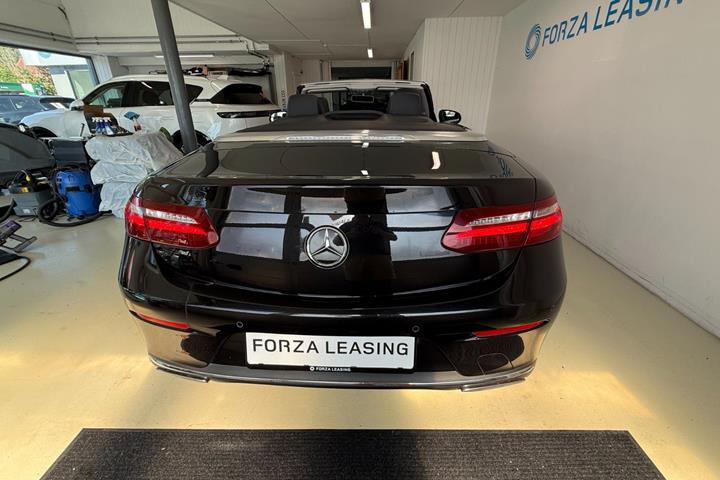Sort Mercedes E450 fra 2019