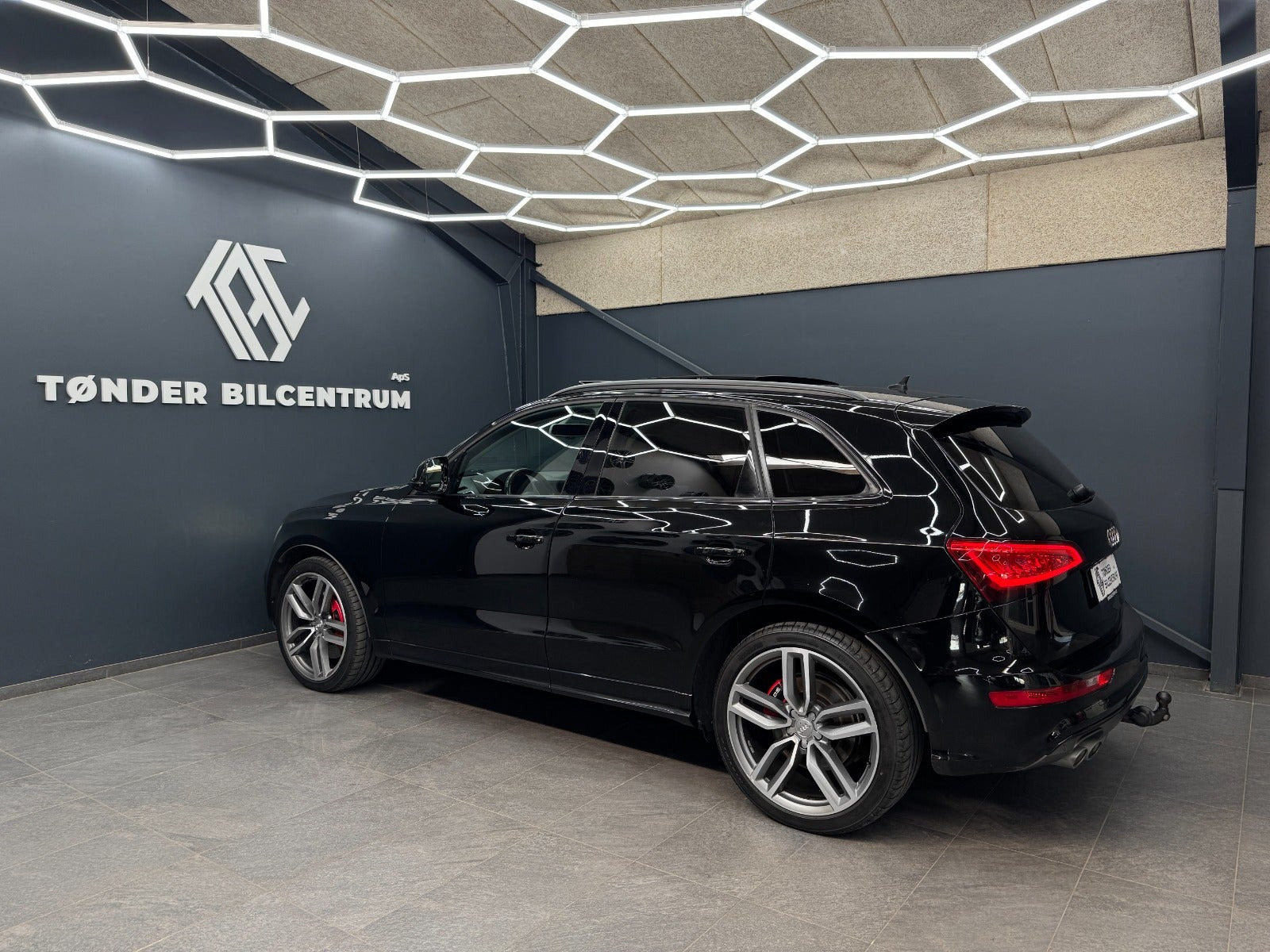 Sort Audi SQ5 fra 2016