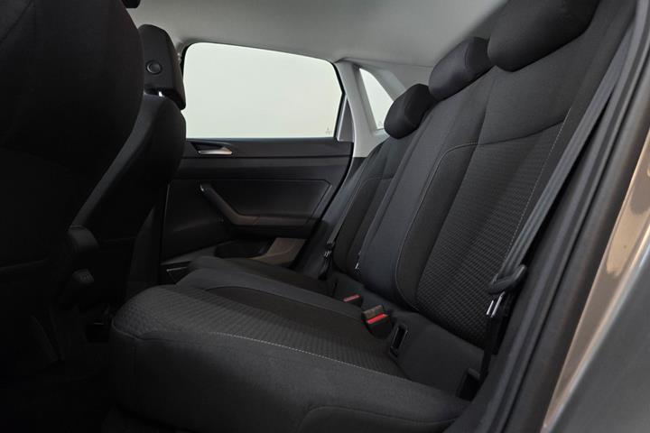 Grå VW Polo fra 2020
