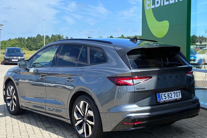 Grå Skoda Enyaq fra 2026
