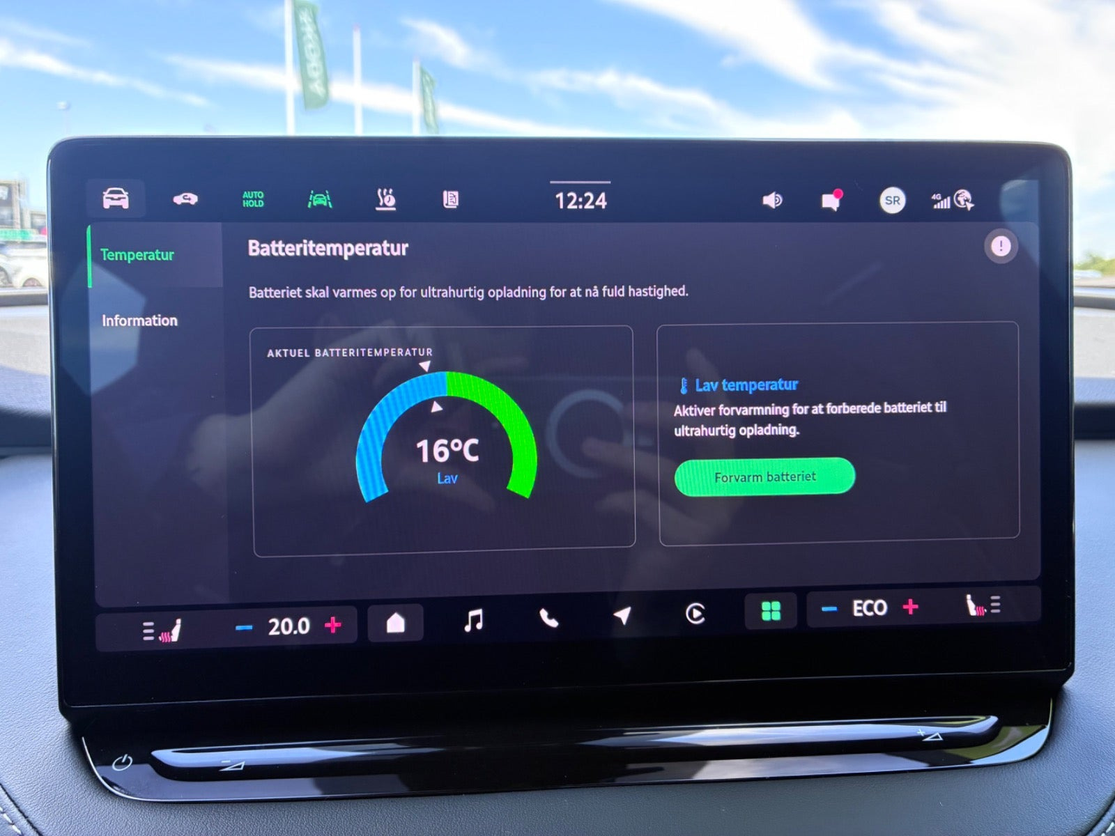 Grå Skoda Enyaq fra 2026