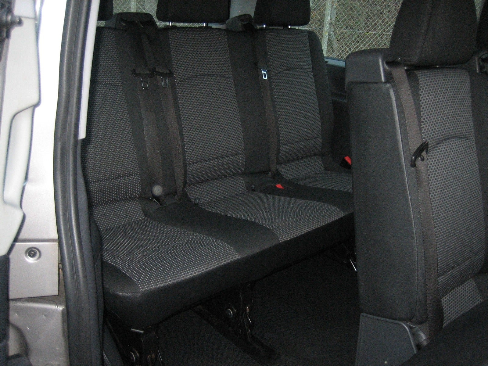 Orange Mercedes Vito 116 fra 2013
