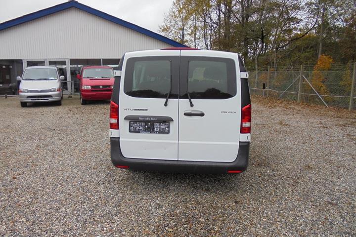 Hvid Mercedes Vito 116 fra 2017
