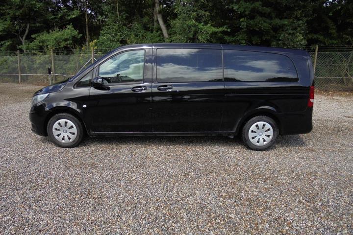 Sort Mercedes Vito 116 fra 2015