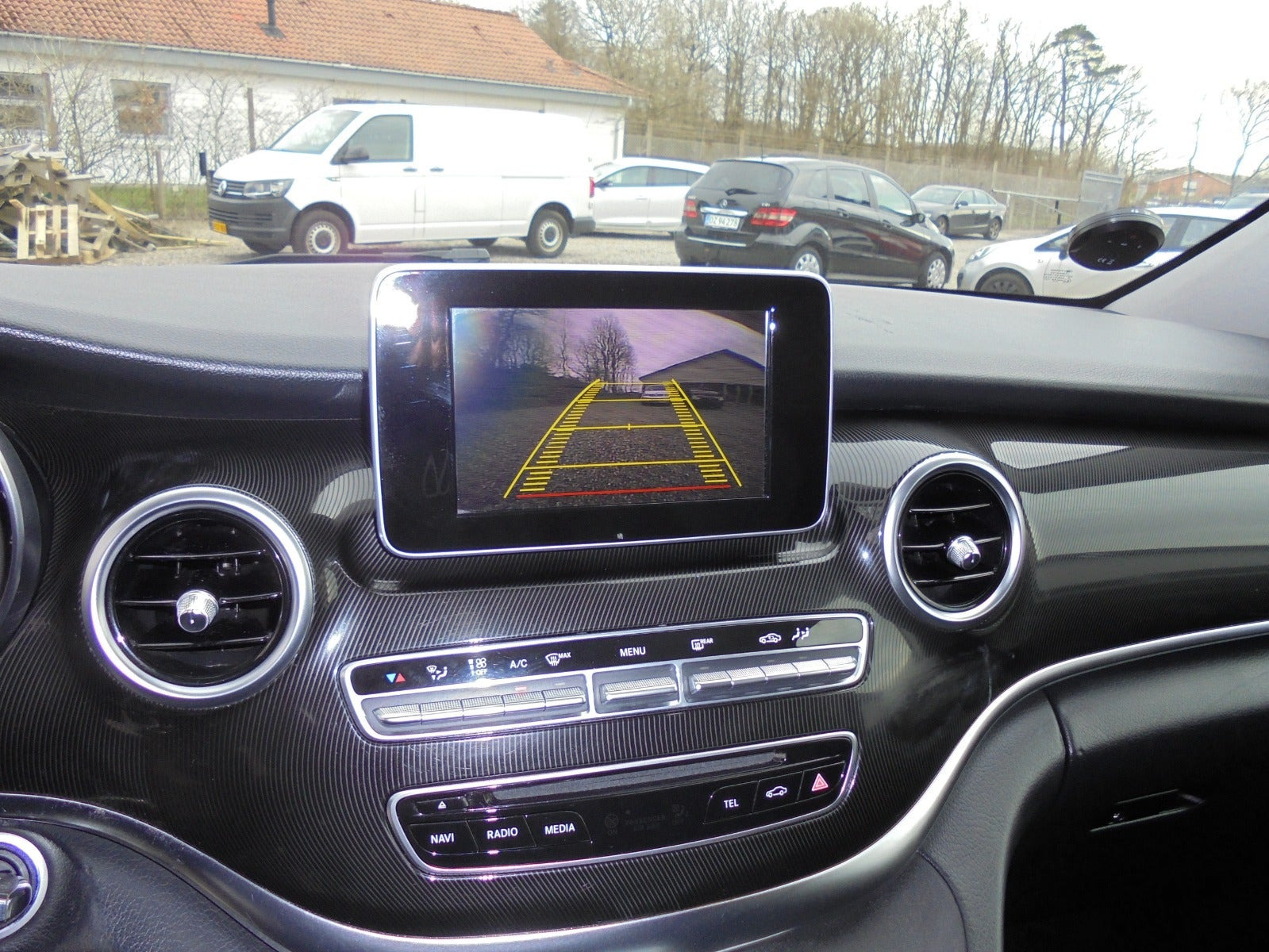 Sølv Mercedes V220 d fra 2015
