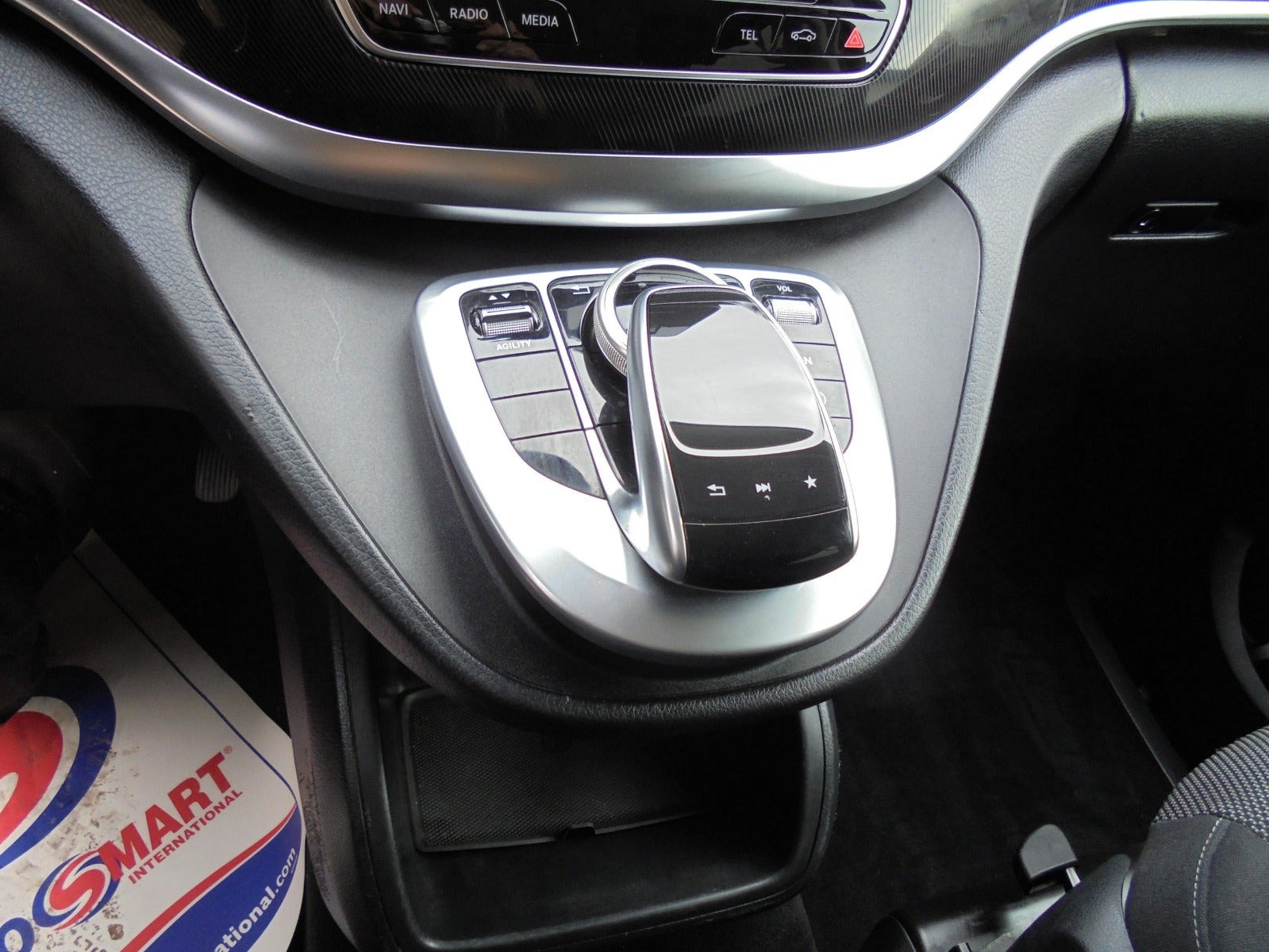 Sølv Mercedes V220 d fra 2015