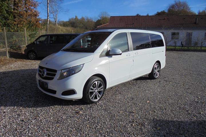 Hvid Mercedes V220 d fra 2016
