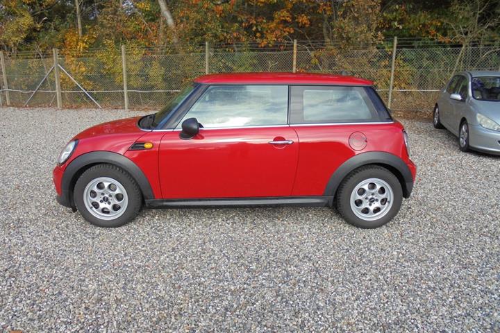 Rød Mini Cooper fra 2012