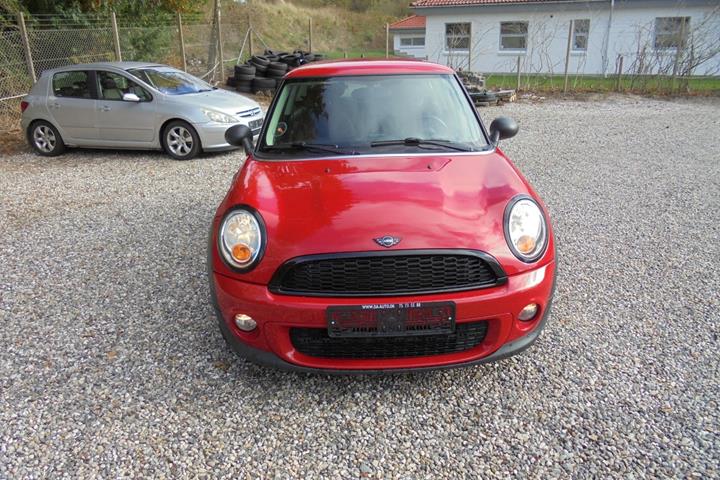 Rød Mini Cooper fra 2012
