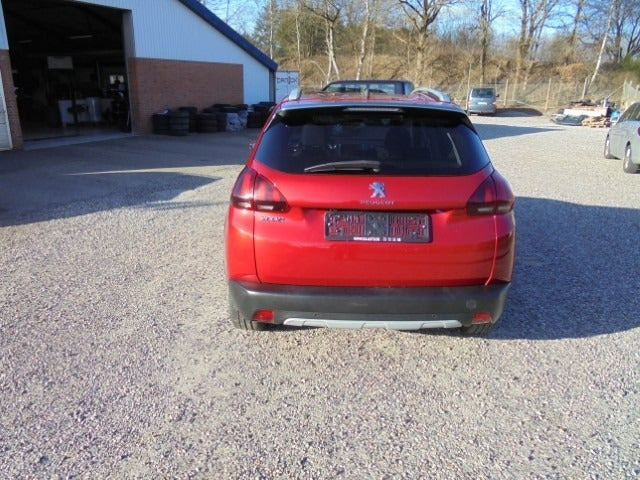 Grå Peugeot 2008 fra 2019