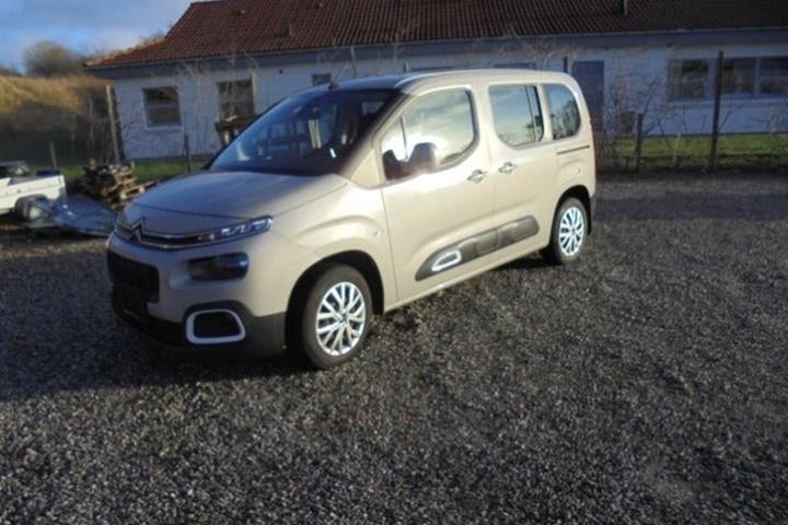 Orange Citroën Berlingo fra 2020 set udefra