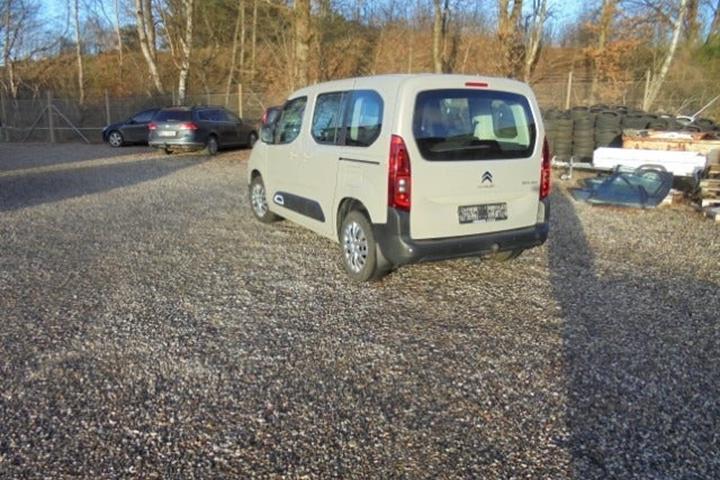 Orange Citroën Berlingo fra 2020